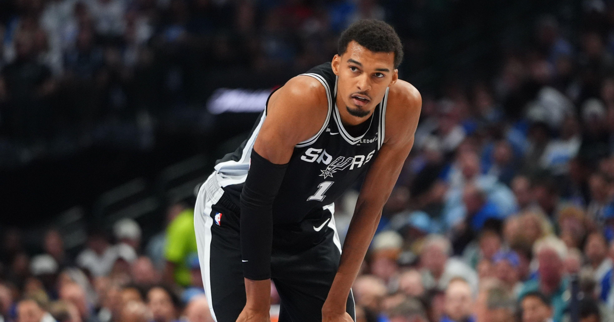 Victor Wembanyama Explodes for 40 Points; Spurs Crush Mavericks 125-92